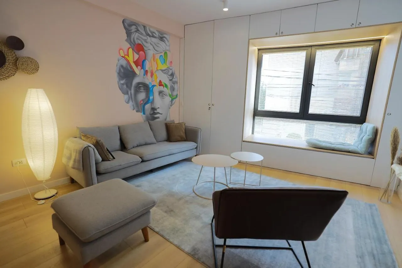 Apollo Apartment By Holistay 티라나 0*,  알바니아
